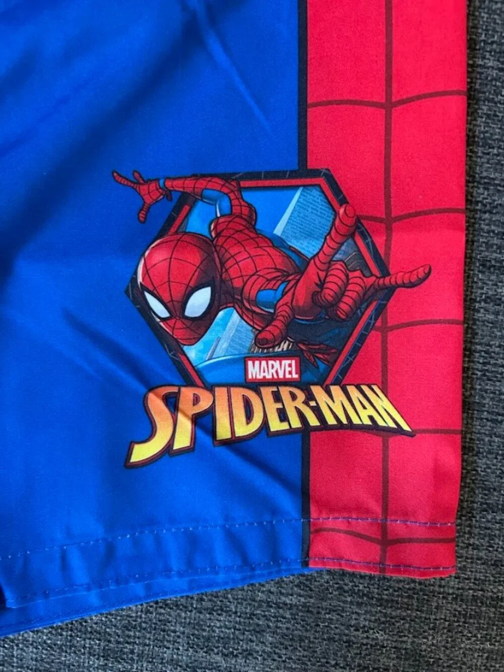 New! Marvel Spiderman Youth 2 Piece Rashguard and Swim Trunk Set